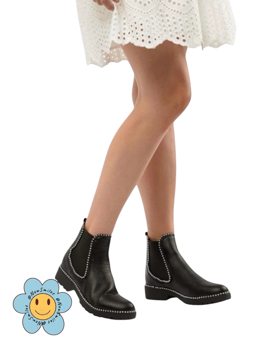 Truffle Collection ~ Chelsea ~Black Boots ~ Silver Studded ~ NWOT